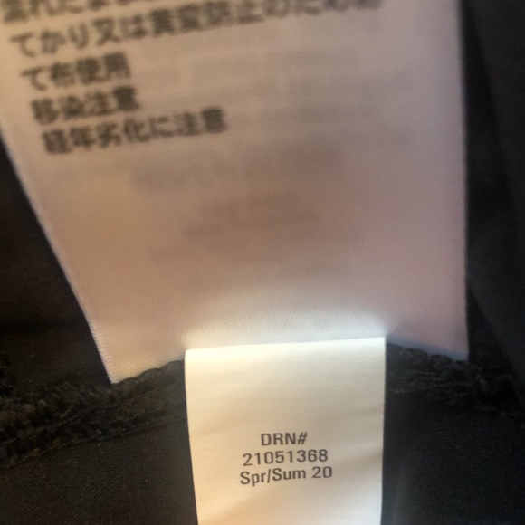 Eddie Bauer cropped pants - Picture 8 of 8